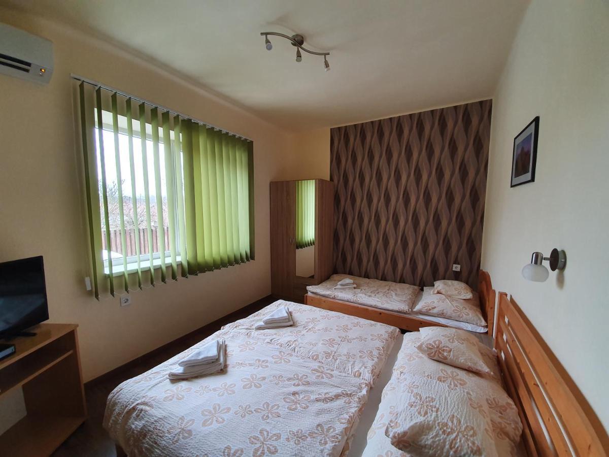 Ladik Vendégház Tiszafüred Extérieur photo
